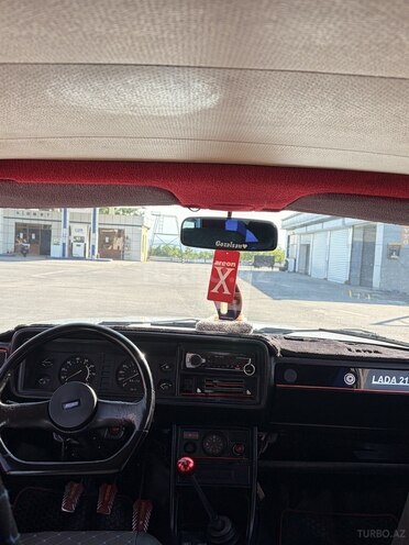 LADA (VAZ) 2107-8