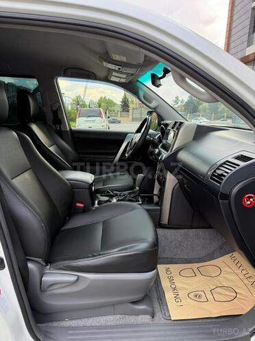Toyota Land Cruiser Prado-18