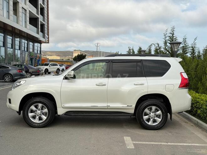 Toyota Land Cruiser Prado-16