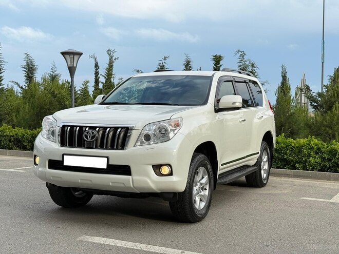 Toyota Land Cruiser Prado-6
