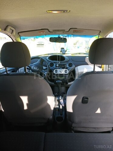 Toyota Vitz-2