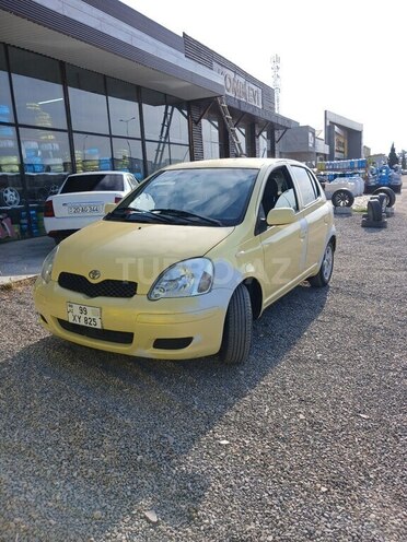 Toyota Vitz-1