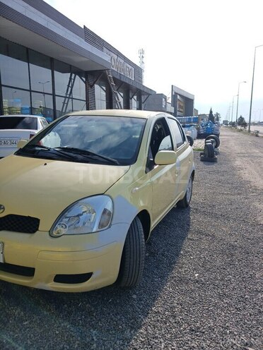 Toyota Vitz-10