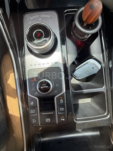 Kia Sorento-7