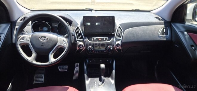 Hyundai ix35-13
