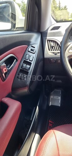 Hyundai ix35-12