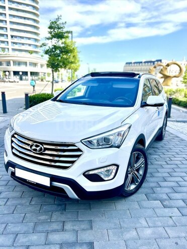 Hyundai Santa Fe-1