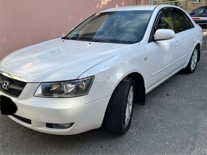 Hyundai Sonata-13