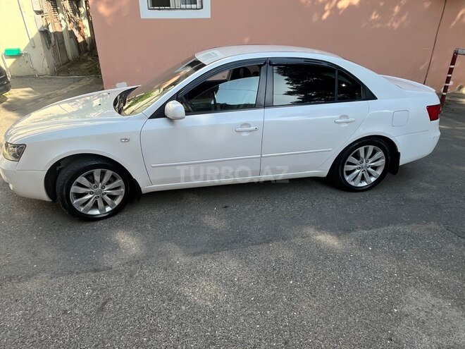 Hyundai Sonata-4