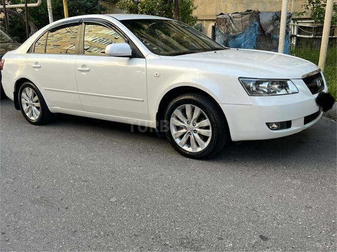 Hyundai Sonata-3