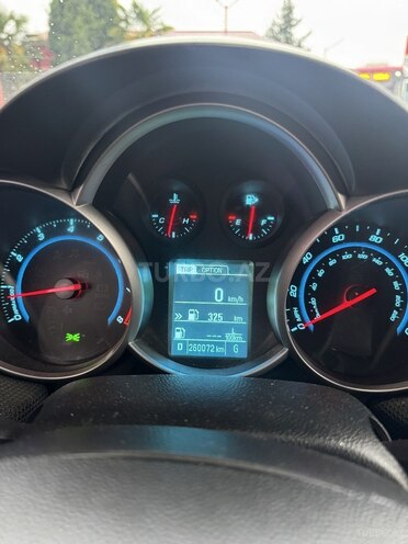 Chevrolet Cruze-5
