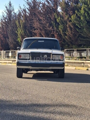 LADA (VAZ) 2107-1