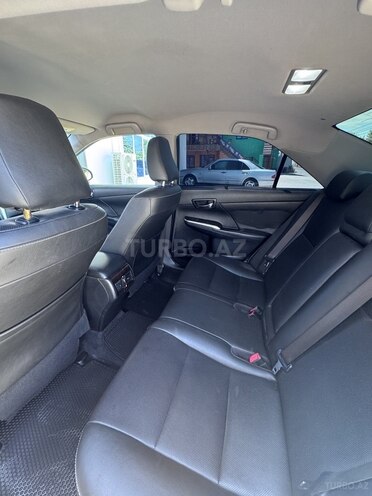 Toyota Camry-9