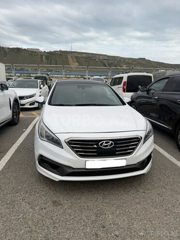 Hyundai Sonata-1