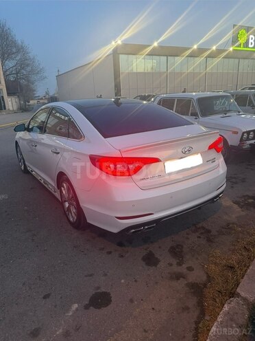 Hyundai Sonata-8