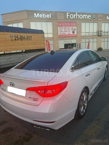 Hyundai Sonata-6