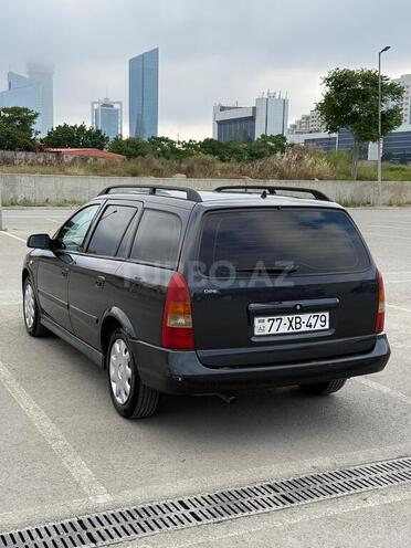 Opel Astra-10
