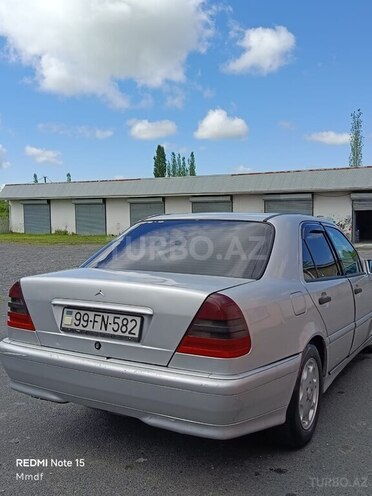Mercedes C 200-6
