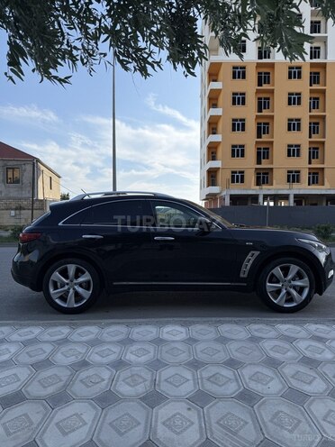 Infiniti FX50-6