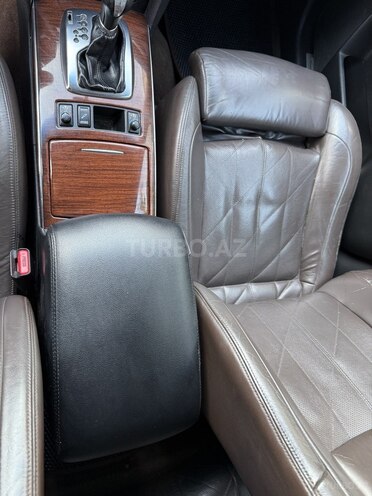 Infiniti FX50-13