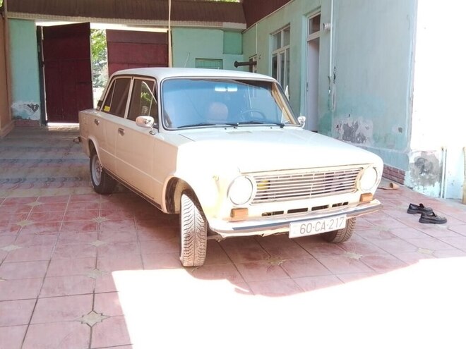 LADA (VAZ) 21011-9