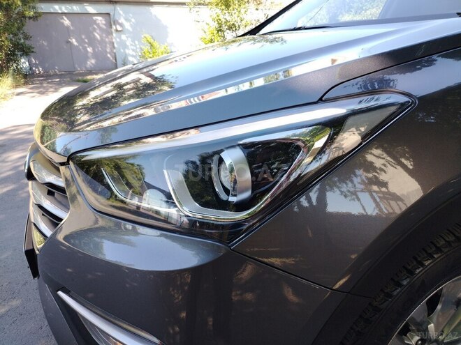 Hyundai Santa Fe-18