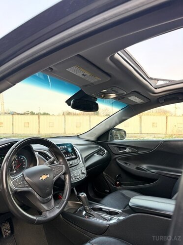 Chevrolet Malibu-5