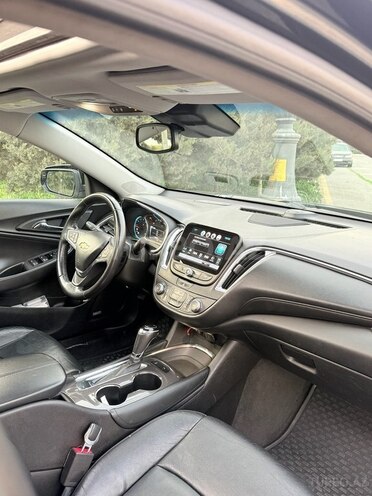 Chevrolet Malibu-6