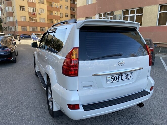 Toyota Land Cruiser Prado-10