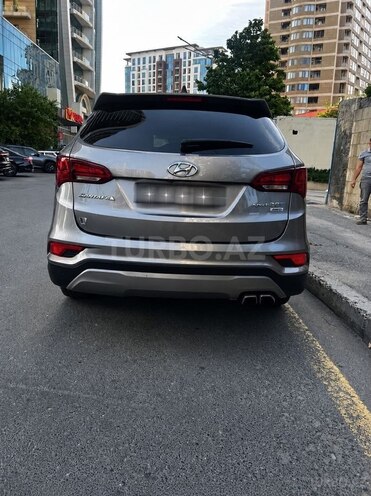 Hyundai Santa Fe-5