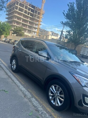 Hyundai Santa Fe-10