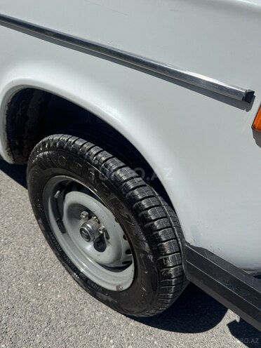 LADA (VAZ) 2106-7