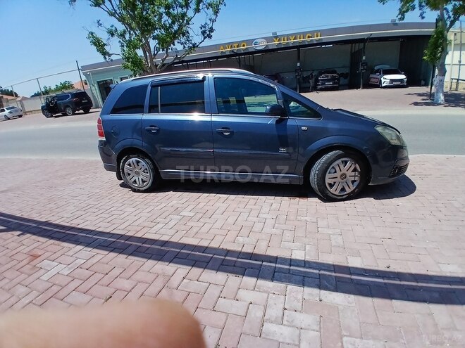 Opel Zafira-3