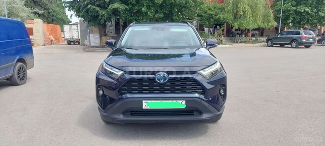 Toyota RAV4-3