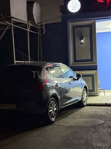 SEAT Ibiza-2