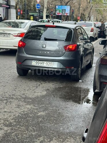 SEAT Ibiza-6
