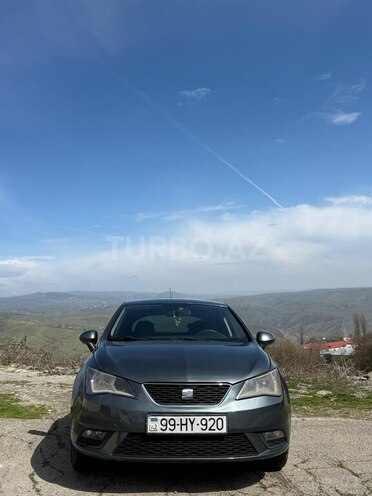 SEAT Ibiza-8