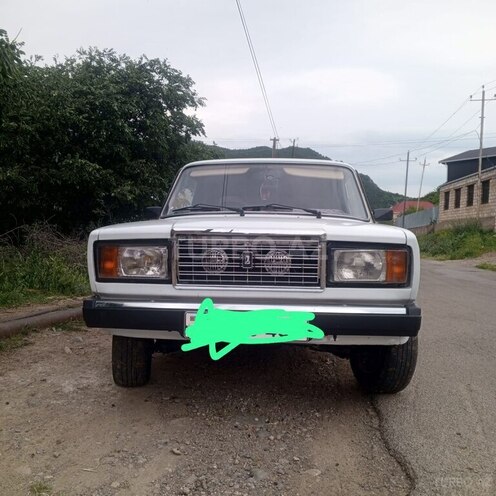 LADA (VAZ) 2107-2
