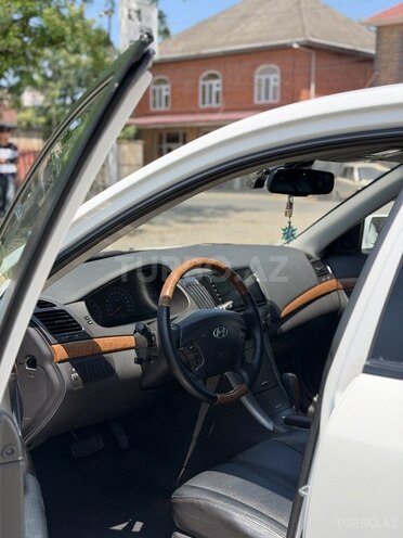 Hyundai Sonata-7