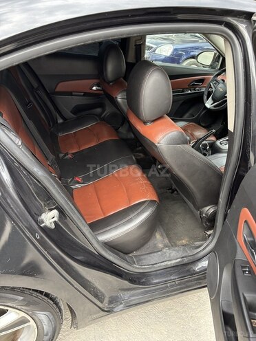 Chevrolet Cruze-8