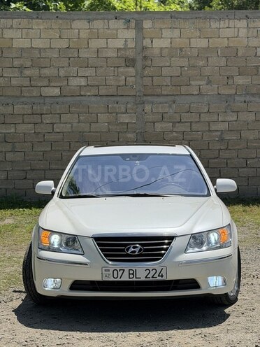 Hyundai Sonata-1