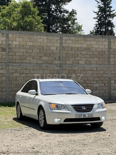 Hyundai Sonata-4