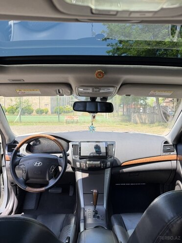Hyundai Sonata-8