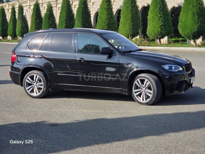 BMW X5 M-15