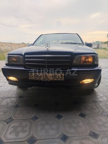 Mercedes C 200-1