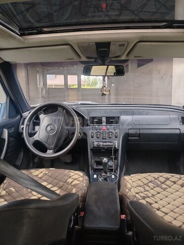 Mercedes C 200-6