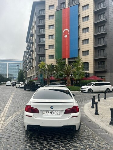 BMW 528-2