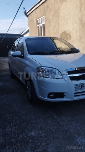 Chevrolet Aveo-2