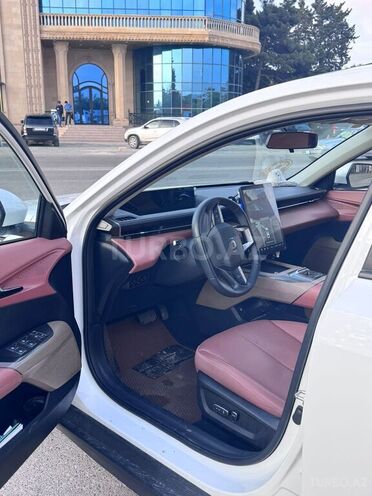 Changan Qiyuan A05-6