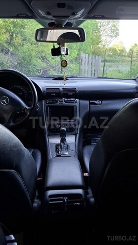 Mercedes C 200-4